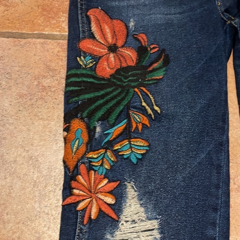 Zara embroidered ankle jeans - Picture 3 of 6